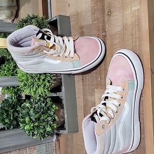 Vans Kids Sneakers in Pastel Pink and Mint